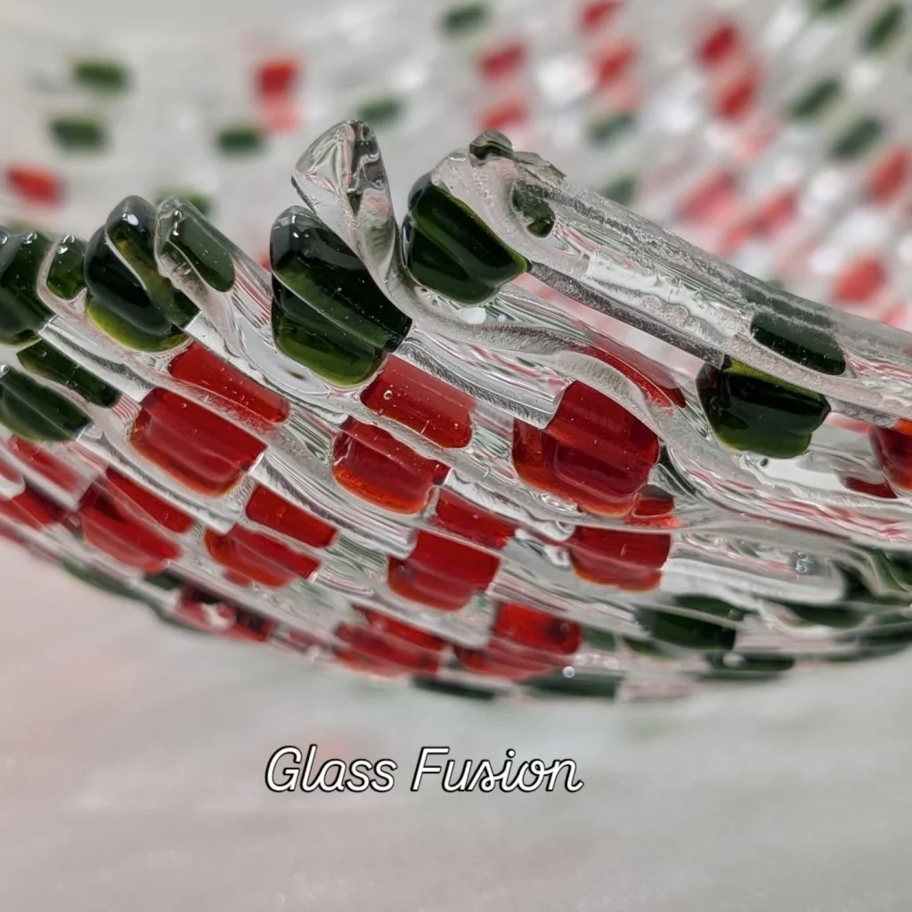 Red & Green Fused-Glass Dish by Larysa